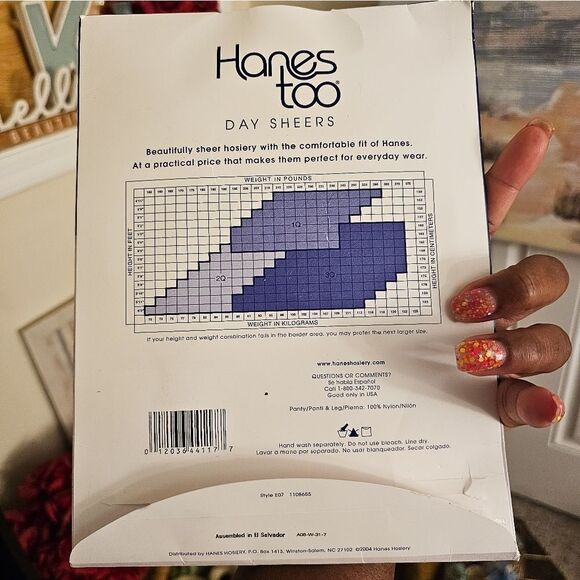 Hanes Too Plus Collection 1Q Day Sheer Style E07 Pantyhose - Picture 4 of 6